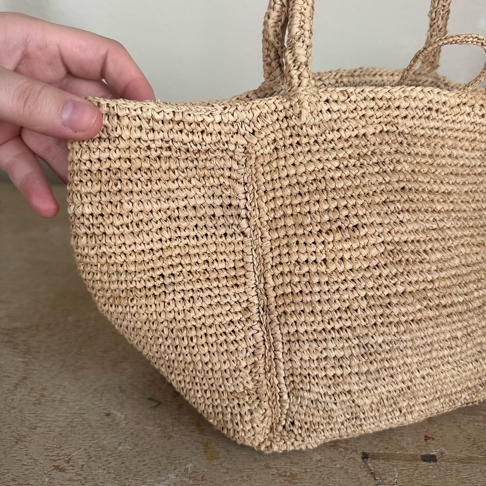 Woven Straw Tote Bag in Natural - Lightweight Summer Handbag - Picture 14 of 16